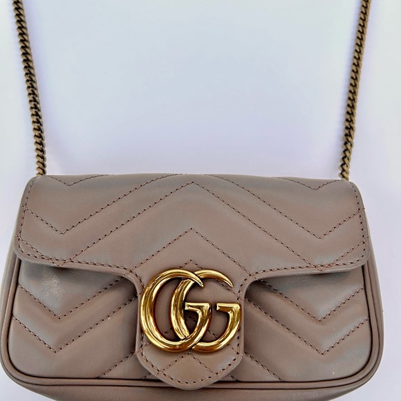 Like new GG MARMONT SUPER MINI BAG in taupe color goes with everything - Picture 9 of 12